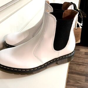 Men’s white Dr Martens size 10